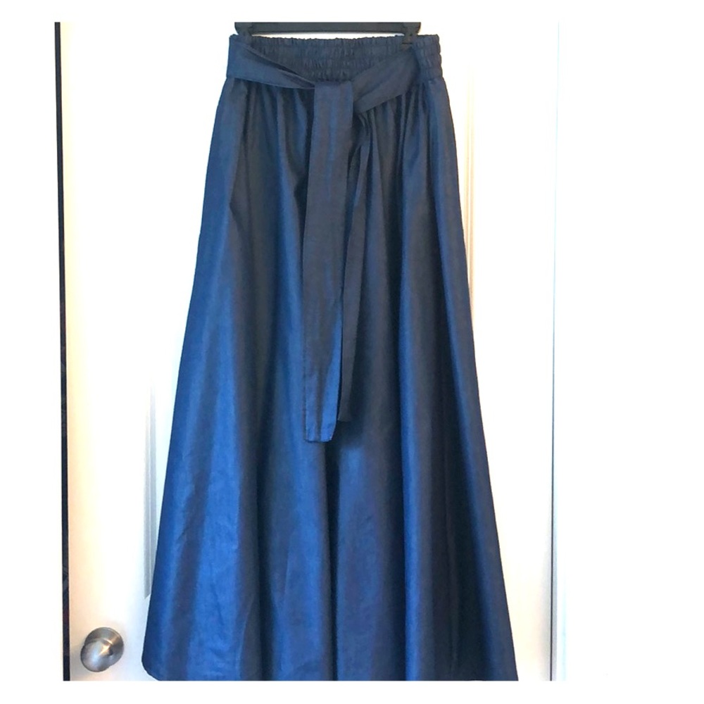 Denim Maxi Skirt...dress it up or down!!